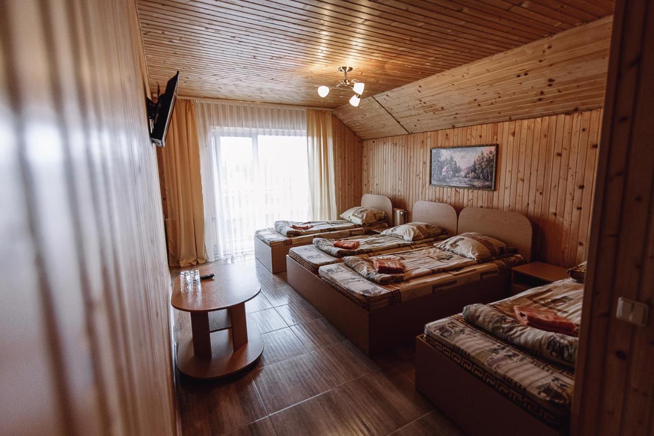 Toga Hotel Yablunytsya Exterior photo